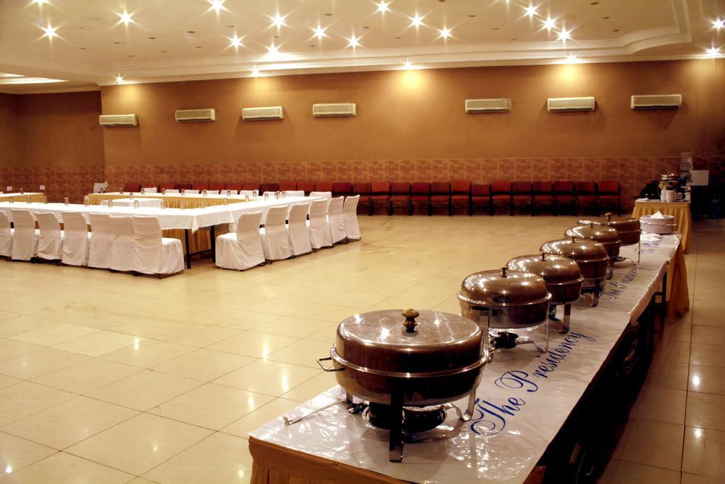 The Presidency Hotel Bhubaneswar Exterior photo