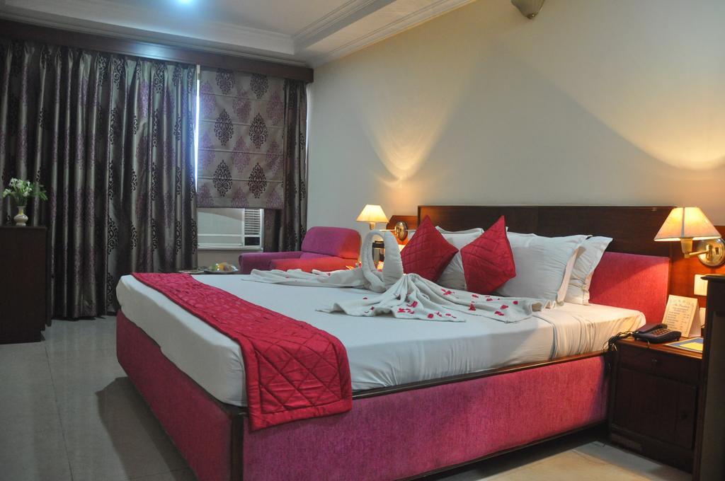 The Presidency Hotel Bhubaneswar Room photo